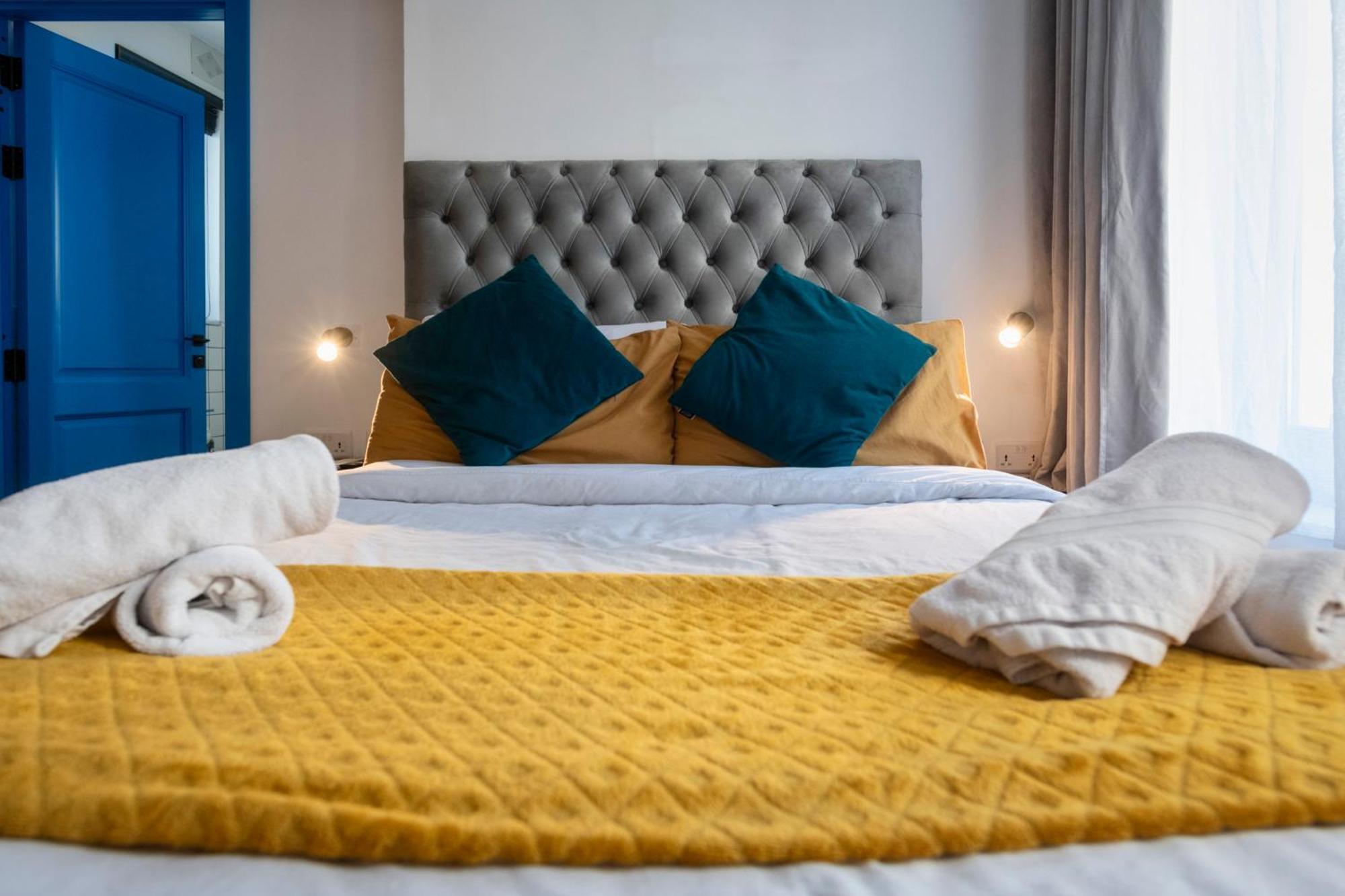 Mandera'S Boutique Suites & Dorms バレッタ エクステリア 写真