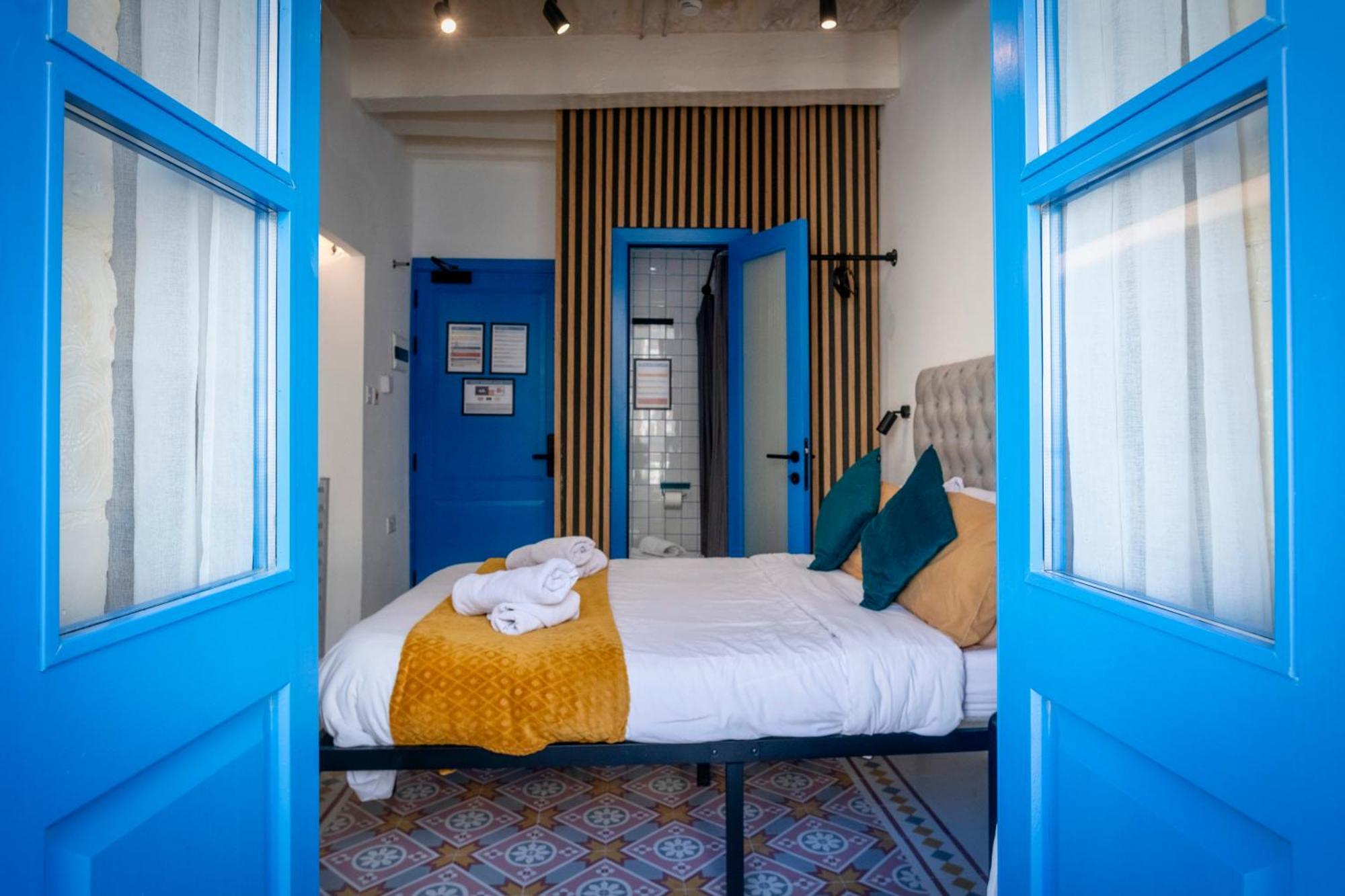 Mandera'S Boutique Suites & Dorms バレッタ エクステリア 写真