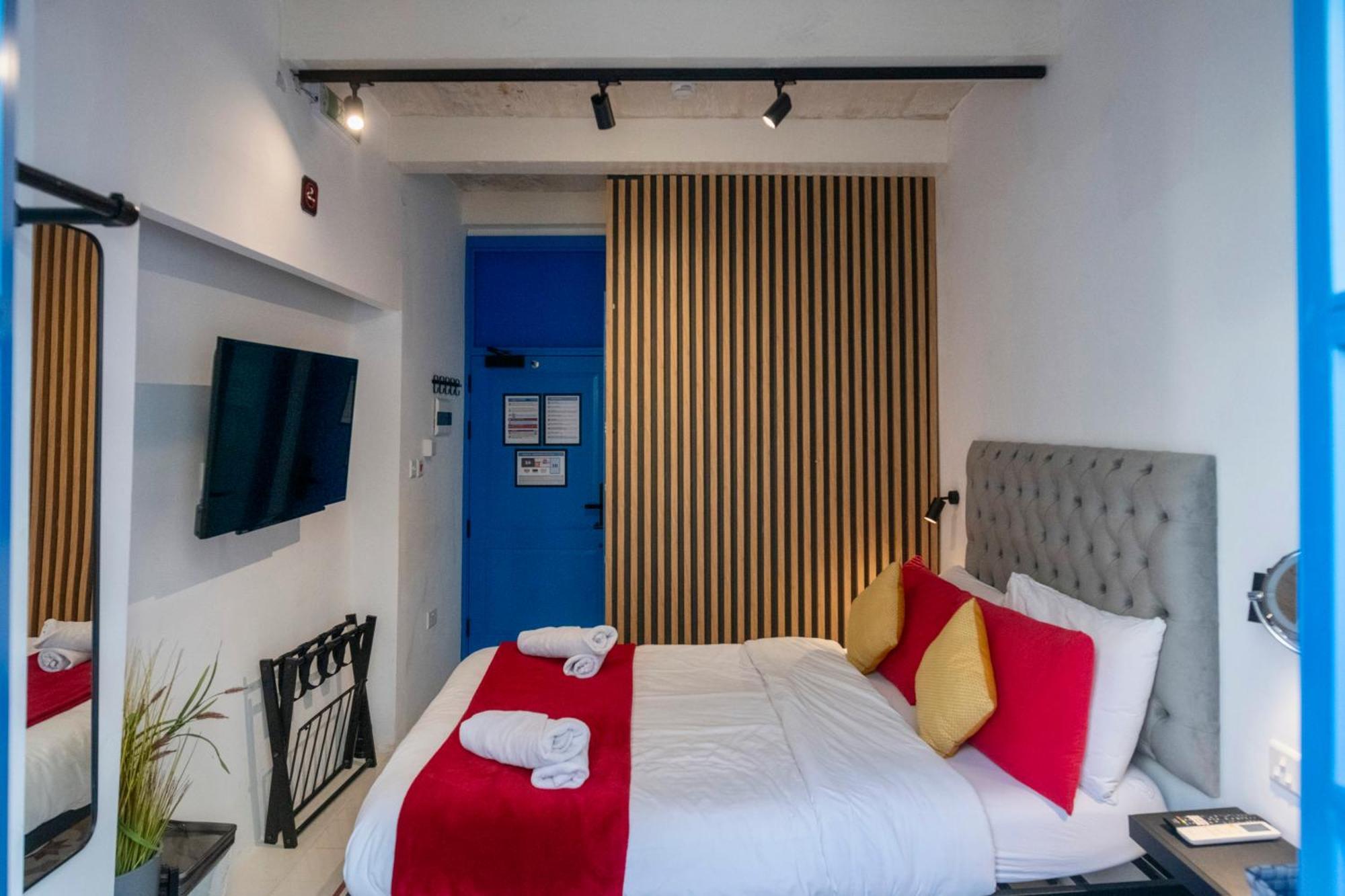 Mandera'S Boutique Suites & Dorms バレッタ エクステリア 写真