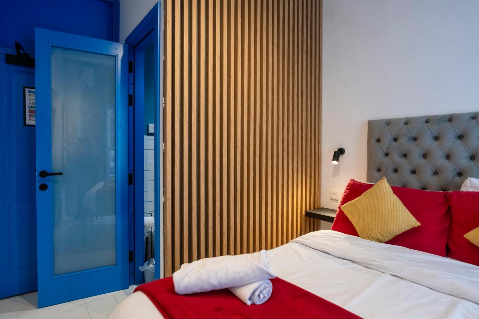 Mandera'S Boutique Suites & Dorms バレッタ エクステリア 写真